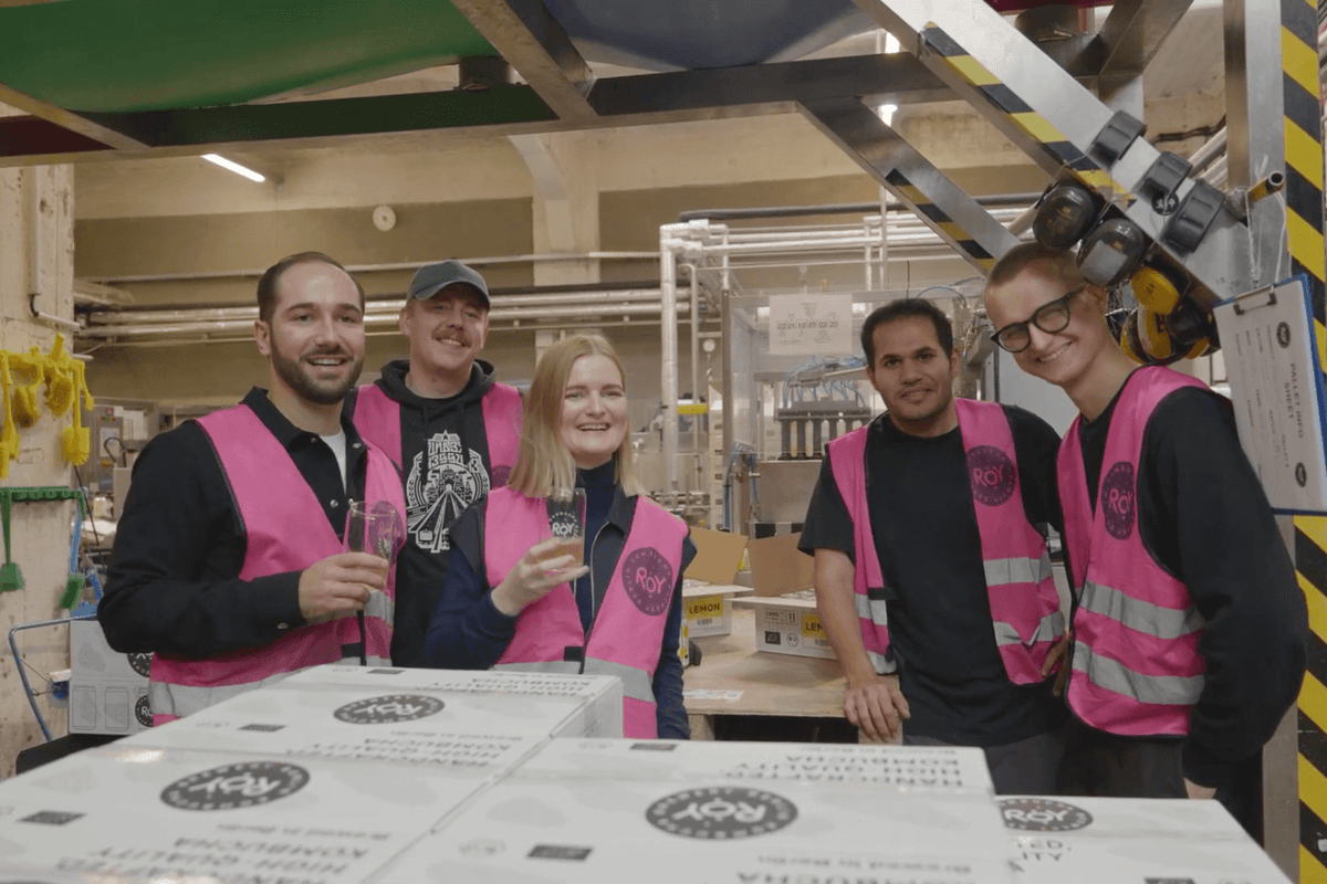 Kurzfilm: Ein Blick in die ROY Kombucha Brauerei