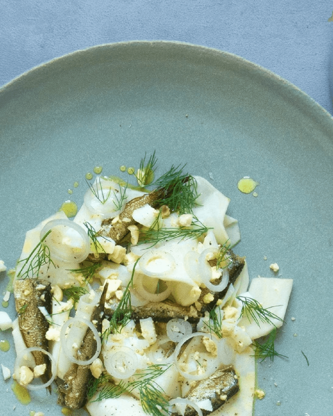 Geräucherte Sprotten mit Heidekraut und Kamille, 100g