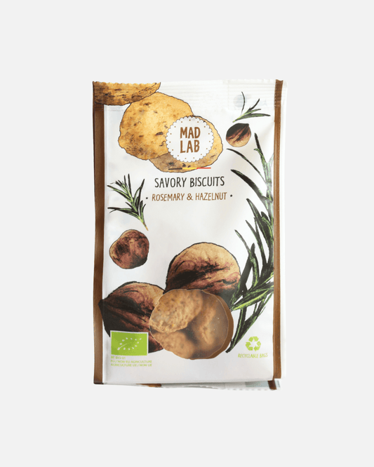 Bio-Kekse mit Rosmarin und Haselnüssen in recyclebarer Verpackung von Mad Lab.